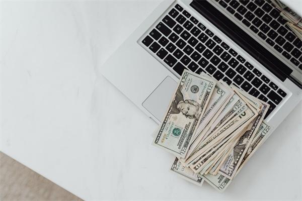 信用卡过期失效后该怎么处理？必须一次性还清吗？