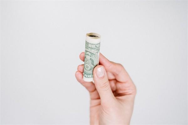 信用卡利息违约金退回技巧