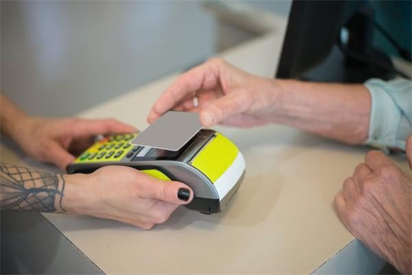 信用卡申请延期一个月还款