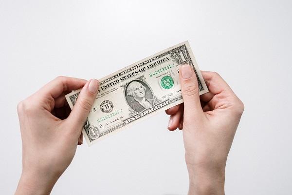 信用卡上门催收条件2022年是什么？可以报警吗？