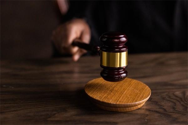中信信用卡逾期被起诉立案后怎么解决？什么情况要坐牢？