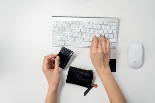 欠广发银行信用卡真的会上门催收吗？怎么应对？