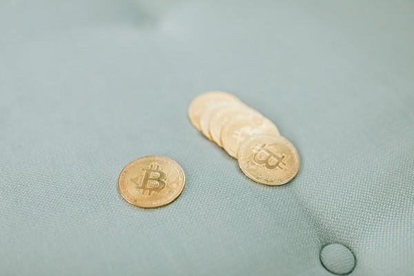 花呗借呗北京威律律师函是真的吗？还不上会有人上门催收吗？