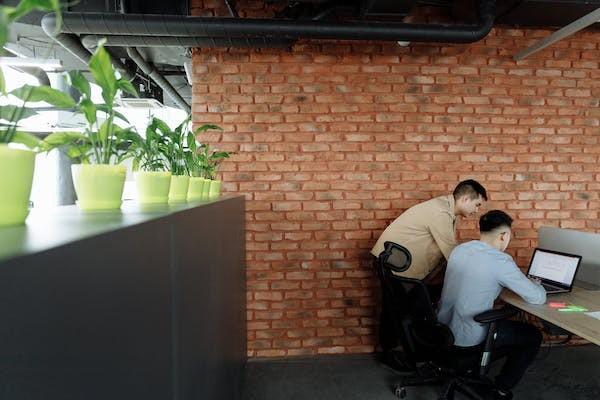 华夏信用卡还不上会用什么电话催收？还不上分期可以一次性还款吗