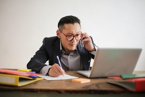 微粒贷起诉开庭能不去吗，要怎么应诉