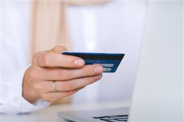 招行信用卡怎么欠款