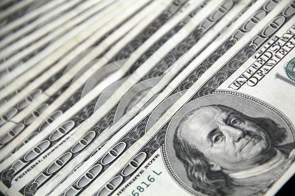 交通银行信用卡欠8万元