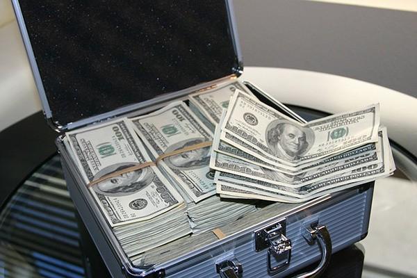 中行信用卡欠了600元