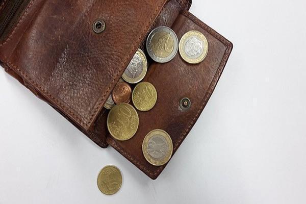 滴水贷逾期催收电话不接可以吗，多久上信用记录
