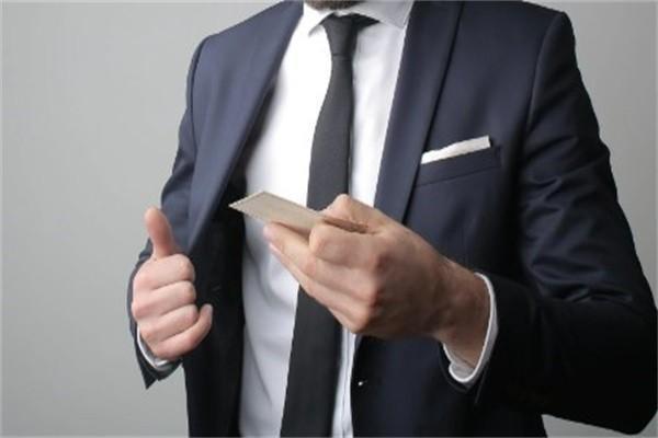 去银行申请信用卡怎么办理，申请信用卡需要注意什么